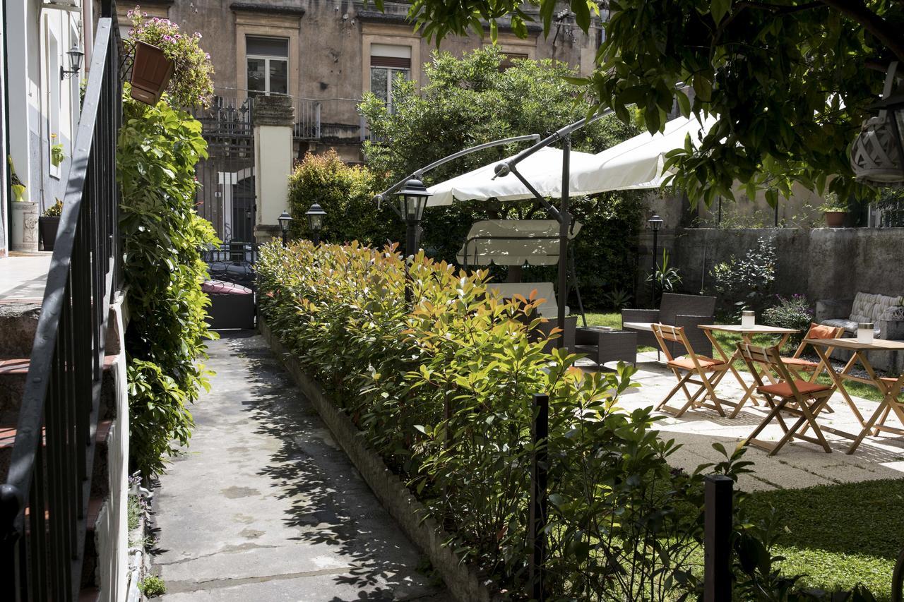 Dimora Novecento Bed & Breakfast Catania Exterior photo